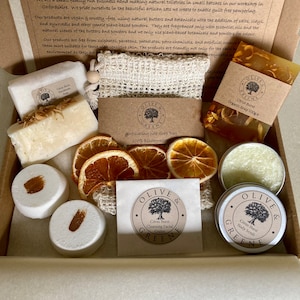 Shower Gift Set, Handmade Vegan Gift, Natural Aromatherapy Skincare, Self Care Box, Relaxation Pamper Hamper, Eco-Friendly Letterbox Gift.