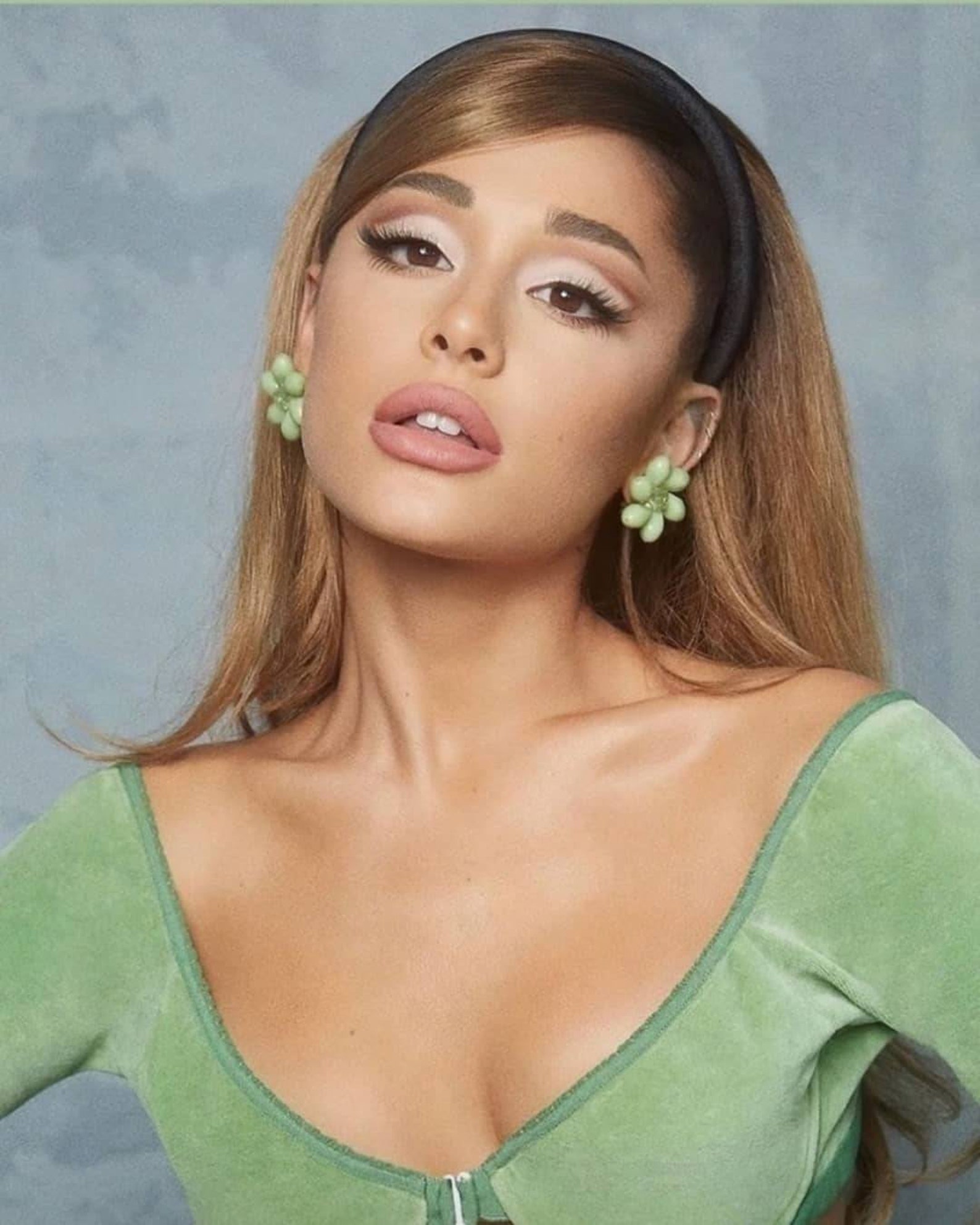 Ariana Grande Giclée Print / Fan Art Print / Prints Wall Art / Etsy