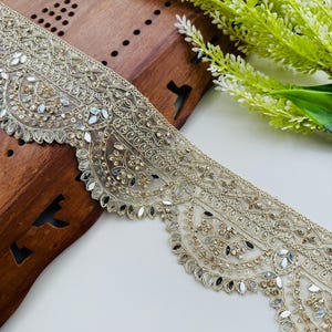 Gold Zircon Mirror Sari Trim: Embroidered Indian Vine Lace, 7.5cm