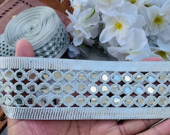 Borde de sari con efecto espejo plateado metalizado - Encaje indio calado (6 cm de ancho)