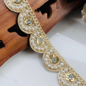 1 Yard Mirror-Pearl Embellished Pale Gold Trim, Indian Embroidered Pearl Zardozi Scalloped Border Saree Trim, 1&quot; Inch Wide
