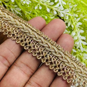 Elegant Gold Thin Trim – 2 cm Wide for Sewing & DIY Projects, 1 Yard