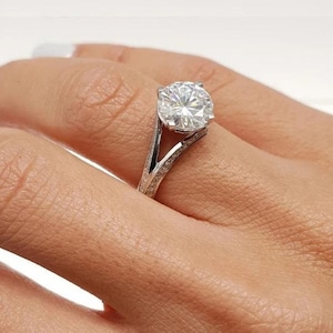 Split Shank Engagement Ring, 1 Ct Round Cut Moissanite Diamond Wedding Ring, Side Diamond Anniversary Gift Ring, Personalized Gift For Mom