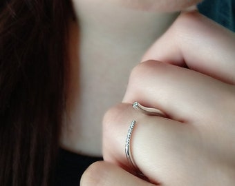 Banda abierta de corte redondo, anillo de apilamiento, anillo minimalista diario, anillo de corte abierto, apilable con anillo de compromiso o boda, anillo de puño abierto