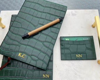 Carnet personnalisé en cuir gaufré crocodile | Journal monogrammé | Cadeau personnalisé | Idées cadeaux personnalisées pour carnets avec nom et joli livre