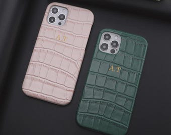 Étui de téléphone personnalisé en cuir façon crocodile | Initiales personnalisées disponibles pour tous les modèles d'iPhone