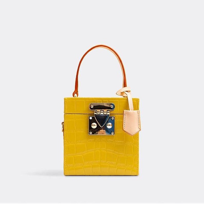 Leather minimal Box crossbody bag, handbag, shoulder bag, purse, gift for her, box bag vintager trendy designer bags handmade lock bag zdjęcie 6