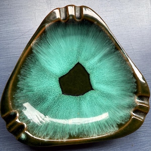 Vintage Mid Century McMaster K11 Pottery Ashtray