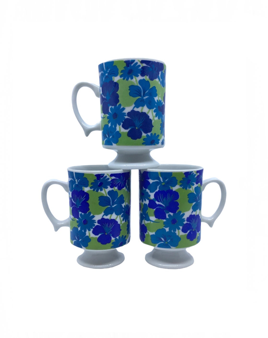 ハンドペイント青い花模様菓器 Three Vintage Hibiscus Flower Cups From Japan in Shades of