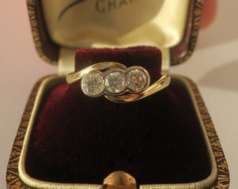 Cross trilogy ring vintage engagement diamonds 0.50 carat solid two-tone gold 18 carat 4g English work