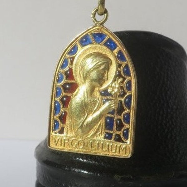 Magnificent old Virgin of the Lily medal enamel plique à jour solid gold 18 carats French Art Nouveau work early 20th century