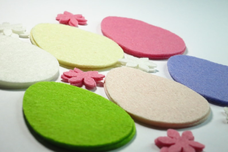 Felt Easter Eggs Flower die cut felt shapes Easter decoration gift handmade home decor Ideal for craft project Set of 24 eggs 12 flowers