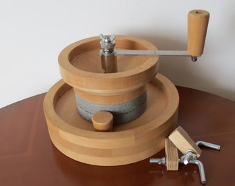 Premium Manual Grain Mill for Home Flour mill Flour grinder For miller Use: Natural Grain Grinding without Electricity vegan