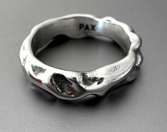 Anillo de acero inoxidable para hombre: banda minimalista irregular, 3 mm