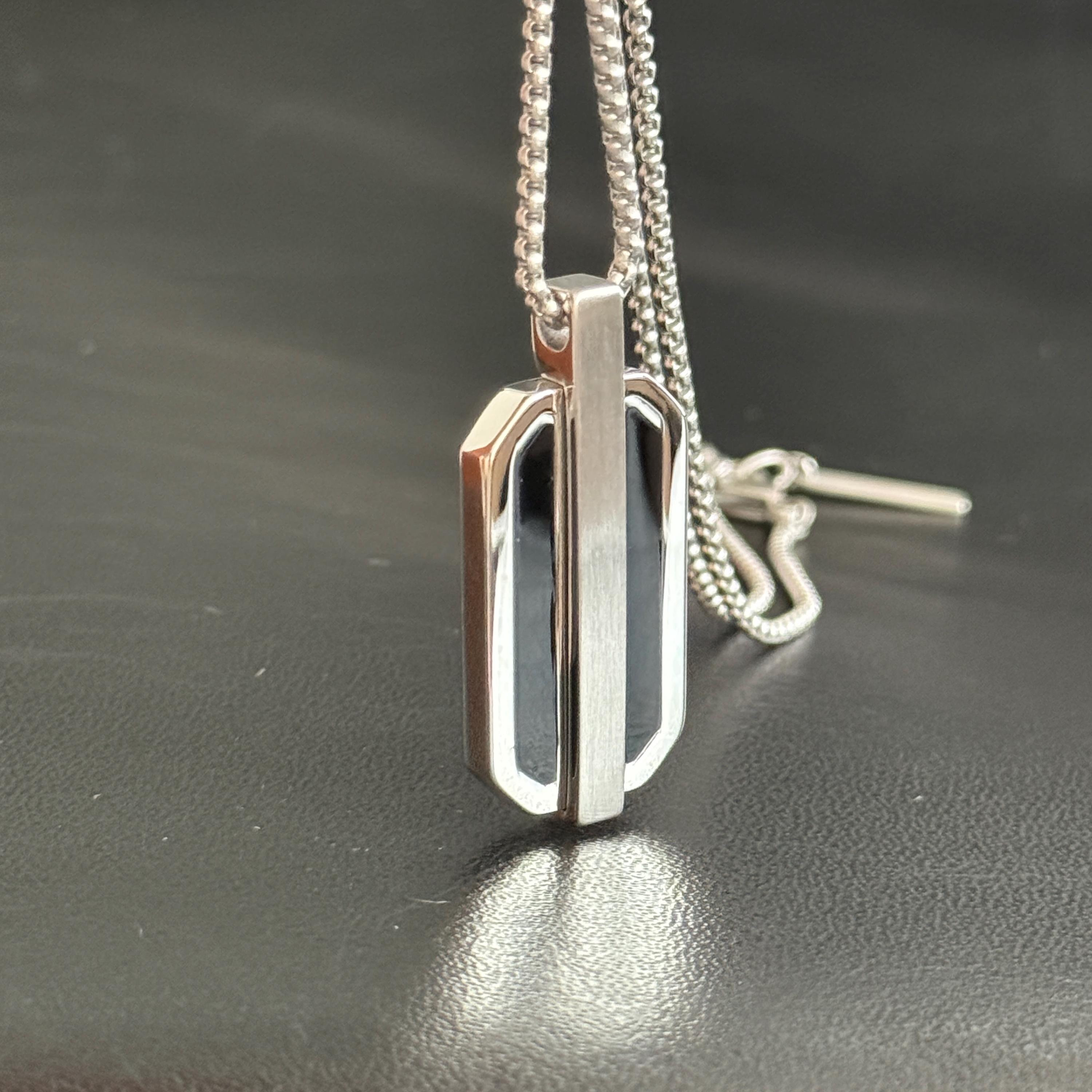 幾何学的なペンダントネックレス - Etsy 日本