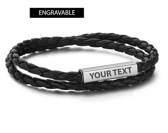 Pulsera grabada / Joyería personalizada / Pulsera personalizada / Pulsera envolvente de cuero negro con placa plateada