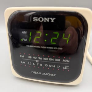 Vintage Sony Dream Machine ICF-C120 Cube Clock Radio Green LED Display Tested Working