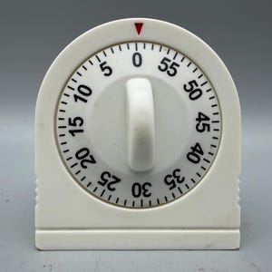 Vintage Style 60-Minute Mechanical Wind-Up Kitchen Timer and Visual Classroom Countdown Clock