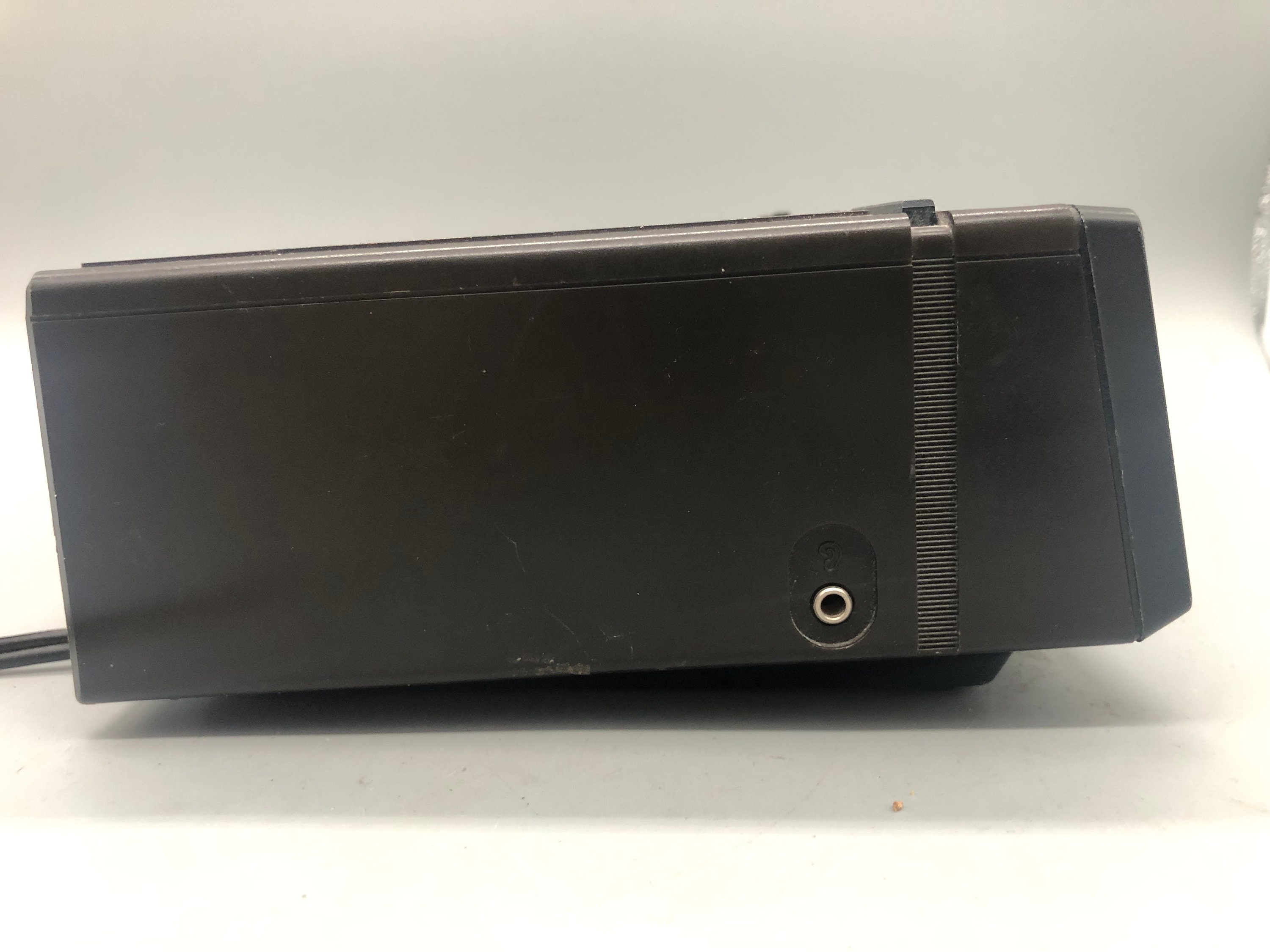 Vintage Sanyo Digital Alarm Clock Am/fm Radio. - Etsy