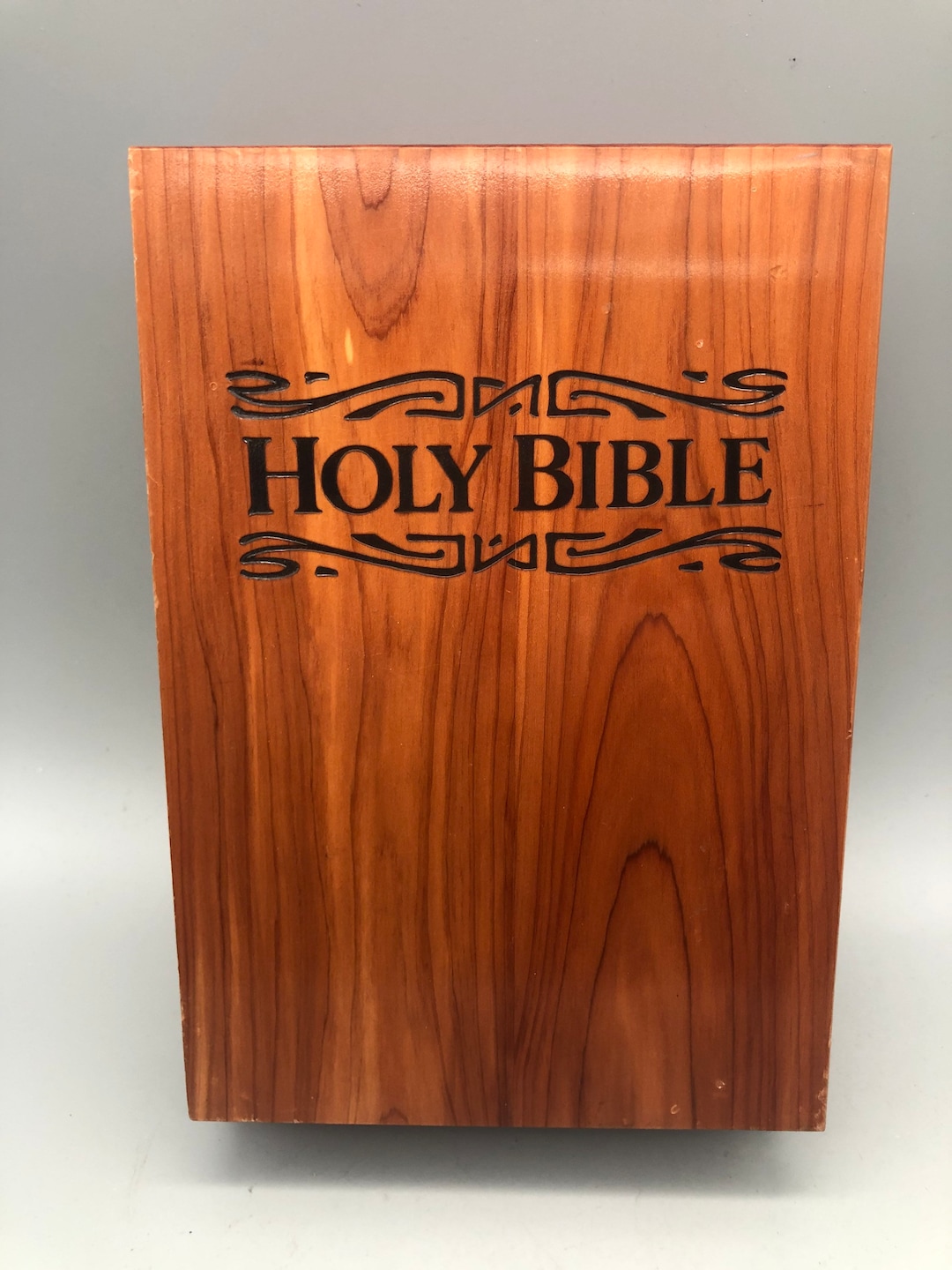Vintage Cedar Wood Bible Holder From Eagle No. 3358 From Granite Falls