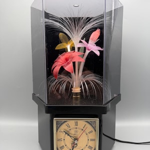 Vintage 1980s Fiber Optic Flower Rotating Motion Lamp Hexagonal Clock