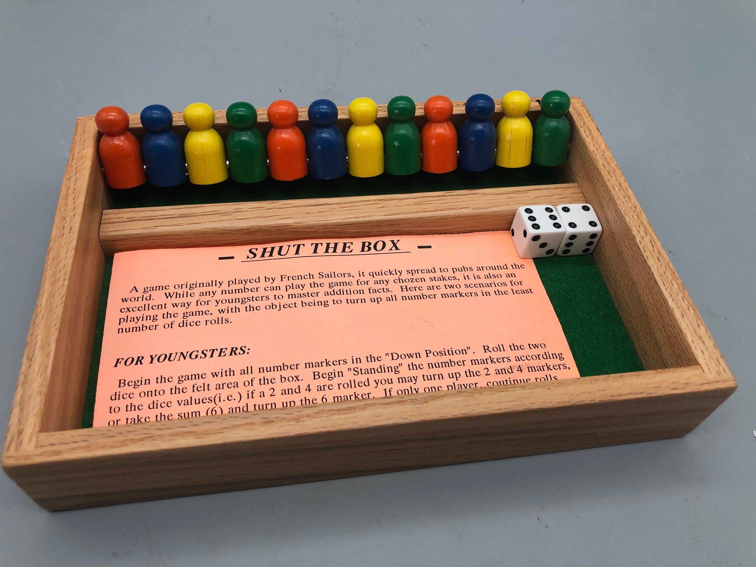 Hey Play 80-HCH-SHUT2 Shut The Box Game-Classic 9 Number Wooden Set with  Dice Included-Old Fashioned