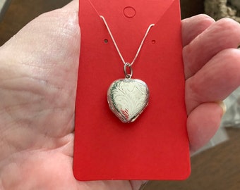 Lovely Old Stock / Vintage Sterling Silver Classic Heart 4 Part Photo Locket Pendant Necklace 18"