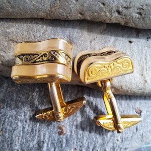 Vintage Damascene Cufflinks,Vintage Mens Cufflinks,Vintage Cufflinks,Cufflinks,Boyfriend Gift,Gift for Husband,Gold Cufflinks,Mens Cufflinks