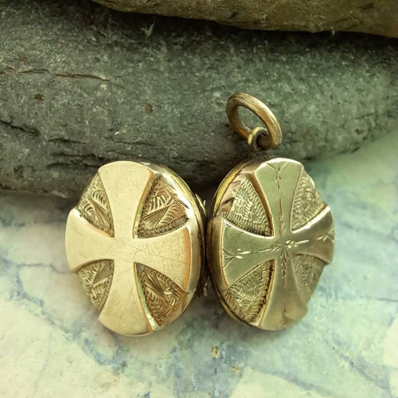 Antique Locket - Etsy