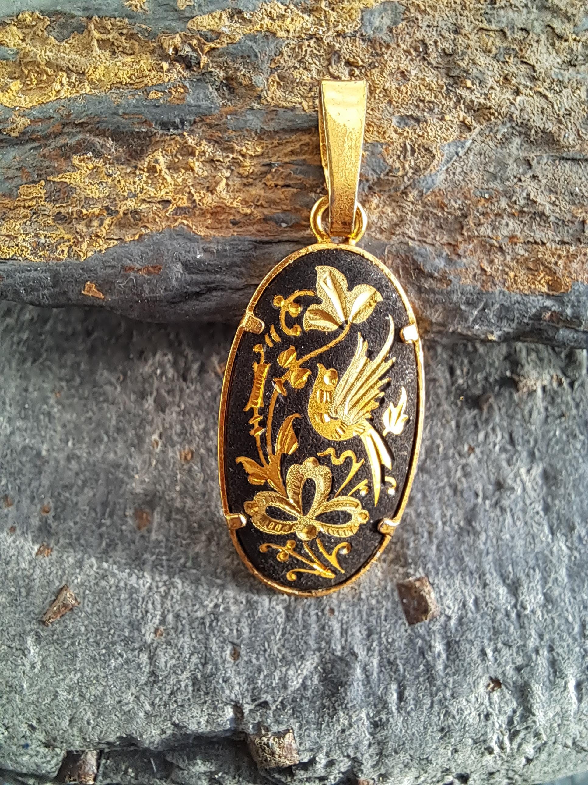 Pendentif Vintage Oiseau Damasquiné - Métal Doré - Occasion - Bijou Rétro