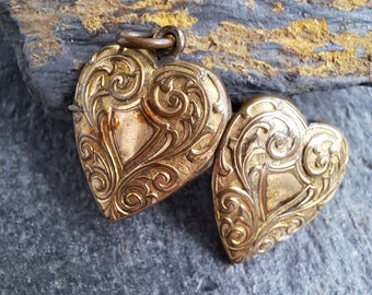 Antique Gold  Locket,Antique Gold Locket,Gift for her,Photo Locket Necklace,Victorian Heart Locket,Gift for Mom,Victorian Gold Locket,Locket