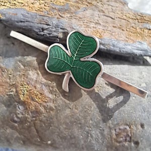 Vintage Irish Shamrock Brooch,Vintage Irish Three Leaf Clover Silver Brooch,Antique Clover Brooch,Gift for Mom,Gift for Her, Irish Shamrock