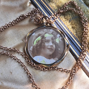 1910,Antique Picture Pendant,Antique Photograph Picture Locket Pendant,Victorian Photograph Picture Locket,Antique Gold Locket,Gift for her