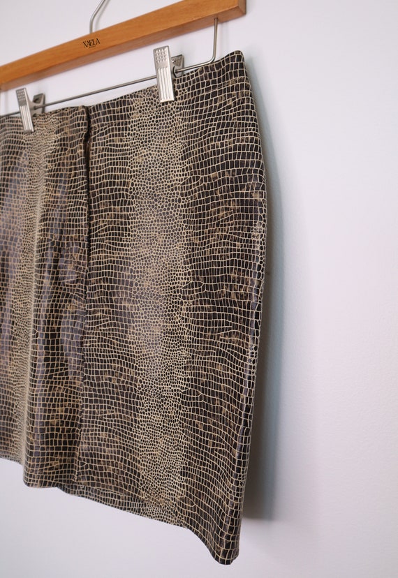 DANIER Crocodile Print Mini Skirt / Genuine Leath… - image 2