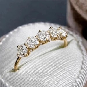 Round Cut Chain Moissanite Engagement Ring 14K Yellow Gold Ring Anniversary Ring Wedding Ring Promise Ring Gift For Her Diamond Ring For Her