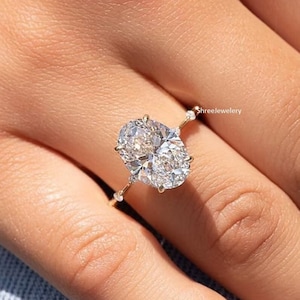 Oval Cut Moissanit Jahrestag Ring 14K Gelbgold Verlobungsring Versteckter Halo-Ring Verlobungsring für Frau Geschenk für sie