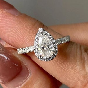 Pear Moissanite Engagement Ring Promise Ring For Woman 14K White Gold Ring Wedding Anniversary Ring Gift For Her Diamond Ring Halo Ring