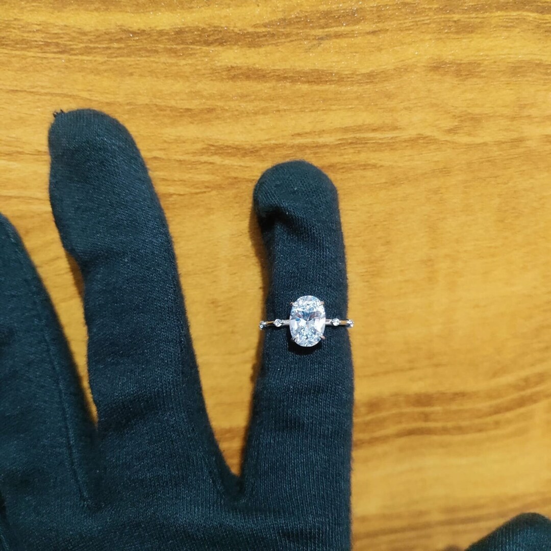 Oval Cut Moissanite Engagement Ring 14K Solid Gold Anniversary Ring ...