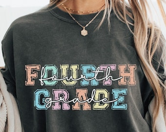Vierte Klasse Lehrer Shirt PNG: Zurück in der Schule Schwarzes Shirt Design Sublimation (Digitaler Download)
