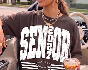 Trendy Senior 2027 SV PNG: Design-Schnittdateien für Cricut für Abschluss-Shirts – inklusive PNG-Dateien im Used-Look (Digitaler Download)
