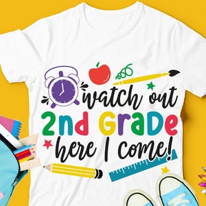 Kijk uit tweede leerjaar Here I Come-svg, tweede leerjaar SVG-bestand, 2e leerjaar svg, 2e leerjaar shirt, terug naar school