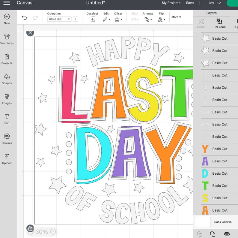 Puede incluir: Un dise&ntilde;o digital para un proyecto artesanal con el texto "HAPPY LAST DAY OF SCHOOL" en letras de colores rodeadas de estrellas y puntos.
