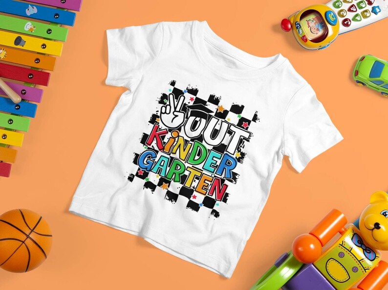 Peace Out Kindergarten SVG, Kindergarten Graduate SVG, Kinder Grad 2026, Kindergarten Graduation shirt, Checkered Svg Png