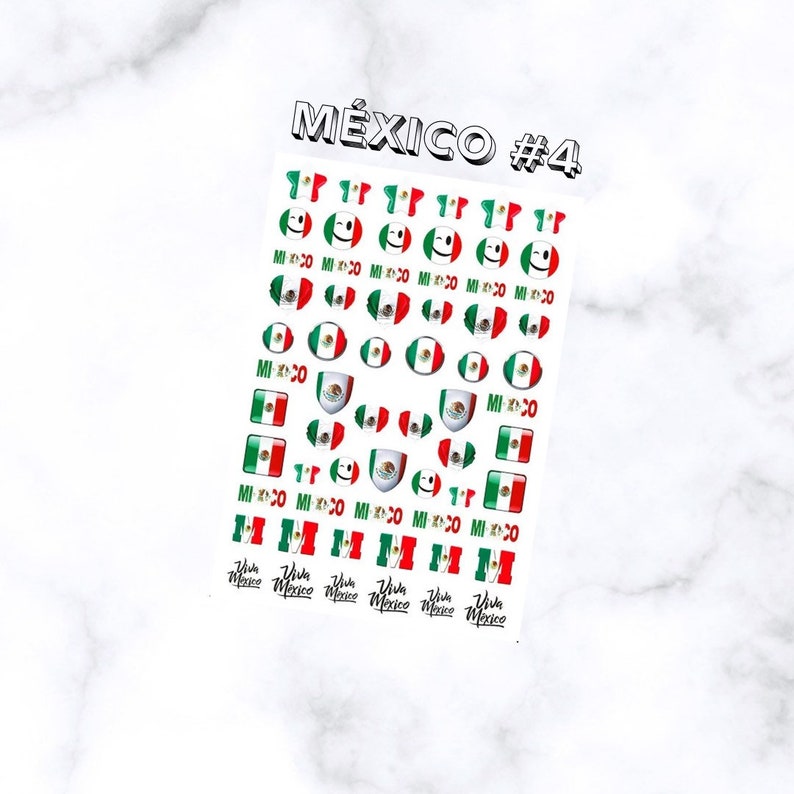 Puede incluir: Hoja de pegatinas para u&ntilde;as con dise&ntilde;os de la bandera mexicana, caras sonrientes y el texto "Mexico #4". Las pegatinas incluyen la bandera mexicana, un escudo y las palabras "Viva Mexico". Las pegatinas son rojas, verdes y blancas.