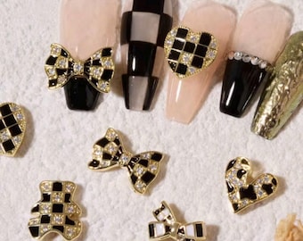 チェック柄リボンハートジルコンネイルチャーム2個