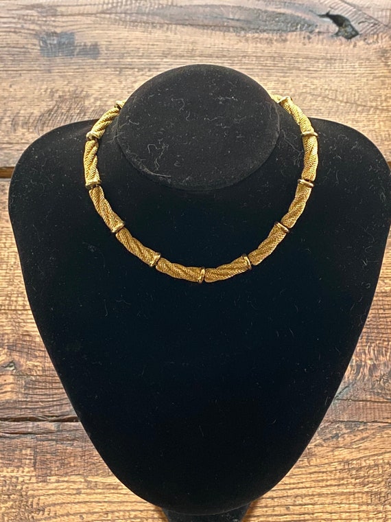 Vintage MONET Modernist Gold Plated Gilt Twist Ro… - image 1