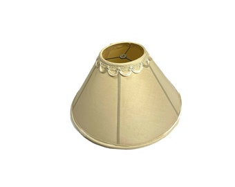 Vintage Quoizel Seidenlampenschirm: Heller Beige Empire-Stil, Komplizierte Details