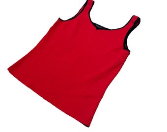 Vintage Y2K BCBG Max Azria gebreide tanktop - rood en zwart, mouwloos met stretch