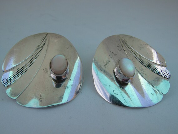 Native silver with rose quartz post earrings - image 1