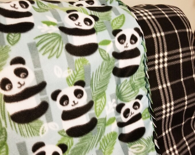 Large Soft 68 X 54 Fleece Blanket Throw Panda Bears Bamboo Happy Baby